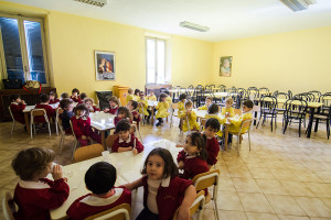 Il refettorio della scuola dell'infanzia